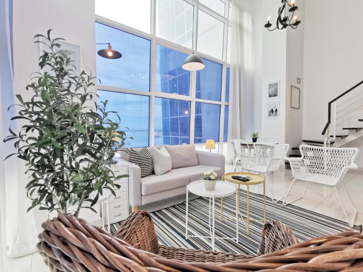 Maritime Suites Holiday Rental George Town Buitenkant foto